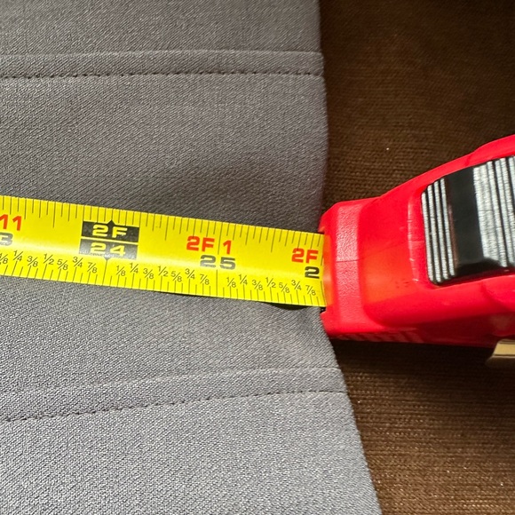 Talbots Charcoal Gray 2 Button Blazer With Pockets  & 4 Button Sleeves Sz 12W P - Picture 9 of 14